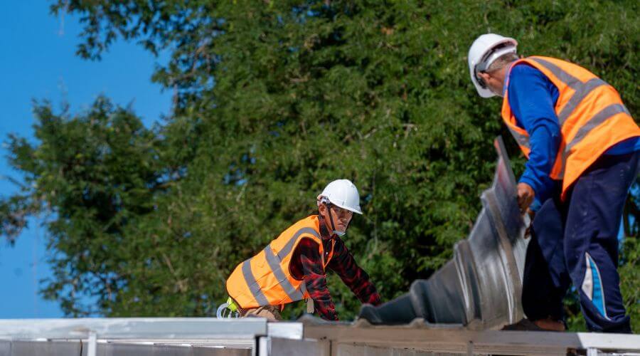 Expert top industrial roofings services in Chapin, IL